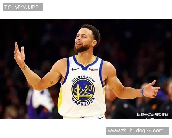 库里看足球赛接吻瞬间曝光引热议 NBA巨星私下生活令人关注